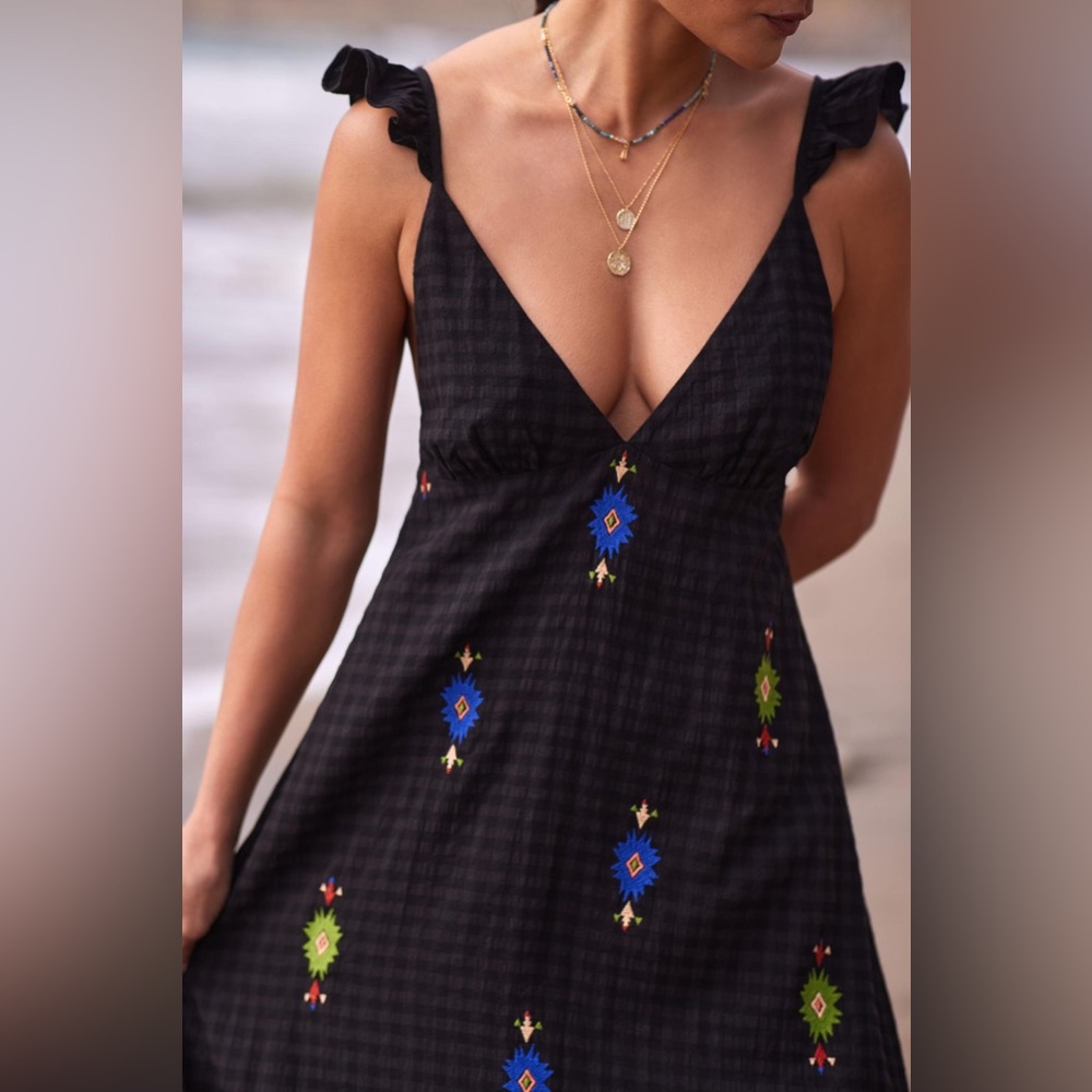 🌼🌿 Anthropologie V-Neck Embroidered Dress Sz 1X